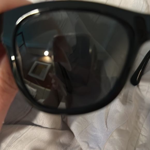Black Chanel sunglasses - Picture 11 of 14